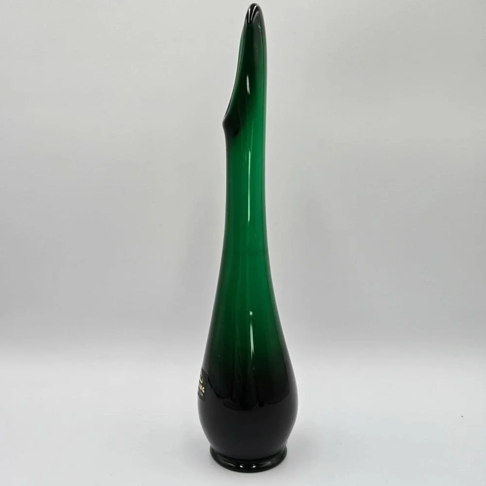Viking Art Glass Emerald Green Stretch Bud Vase 9.75